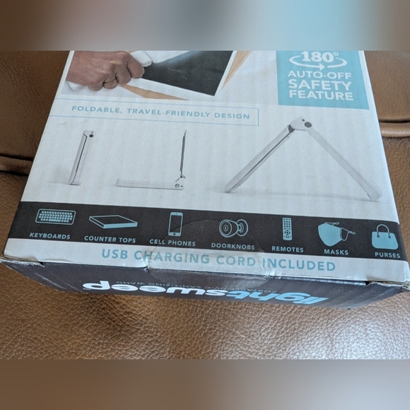 Portable White and Silver UV Sanitizer Lamp - Picture 3 of 4